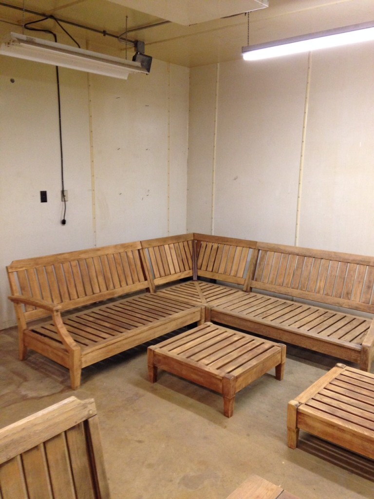 Oil Refinish Outdoor Furniture Ladue MO