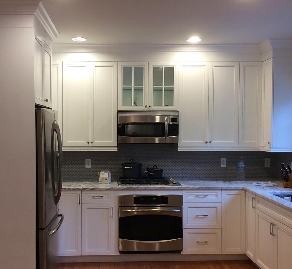 kitchen cabinet painter 